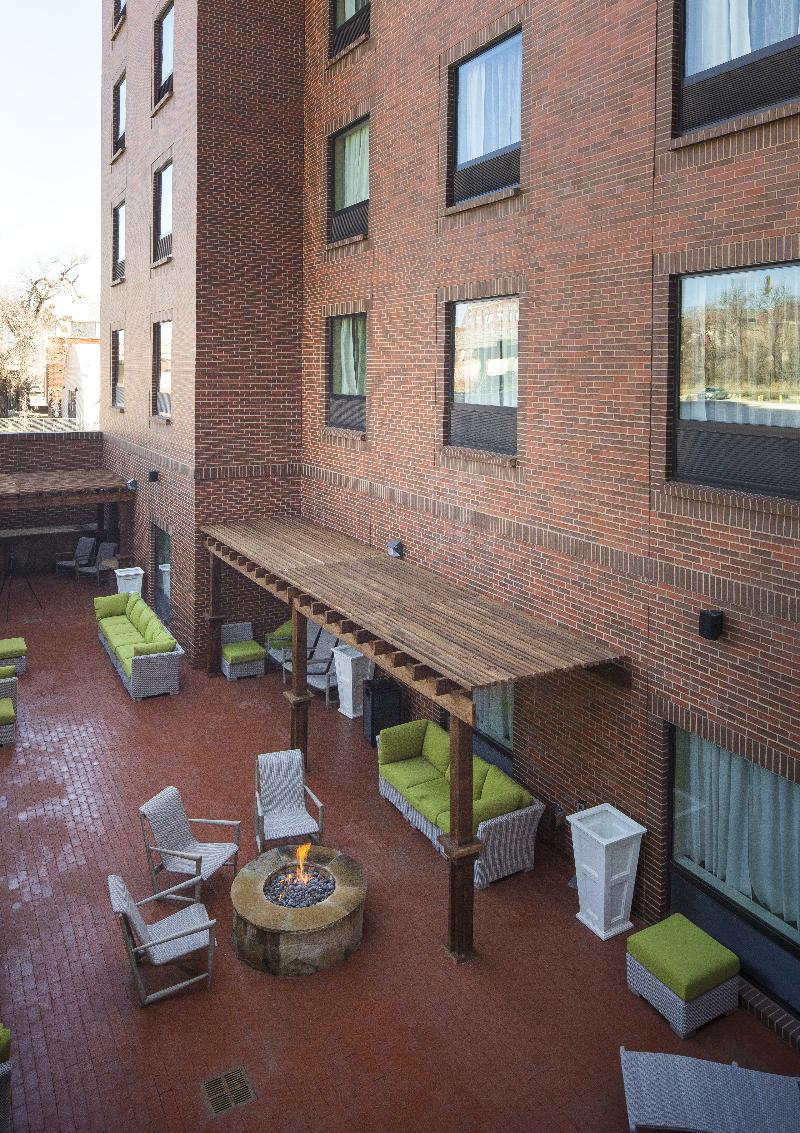Holiday Inn Express & Suites Oklahoma City Downtown - Bricktown By Ihg Exterior photo
